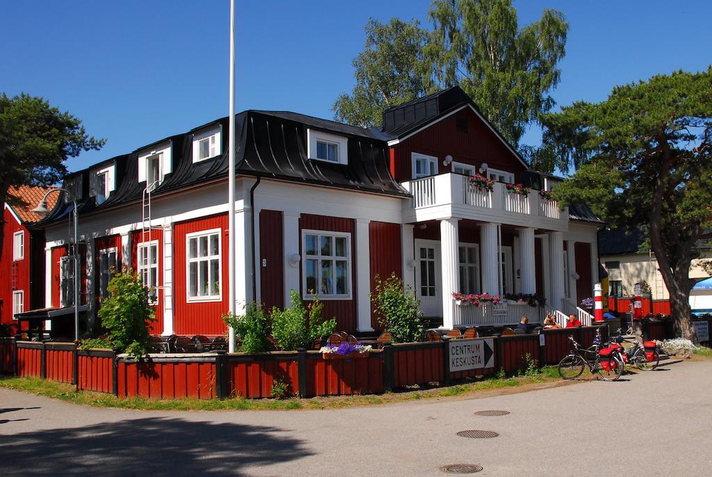 Hotel Strandbo Науво Экстерьер фото